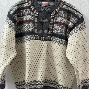 Vintage NORWEAR Iceland Knit 1/4 Sweater Wool Medium Clasp Winter Ski